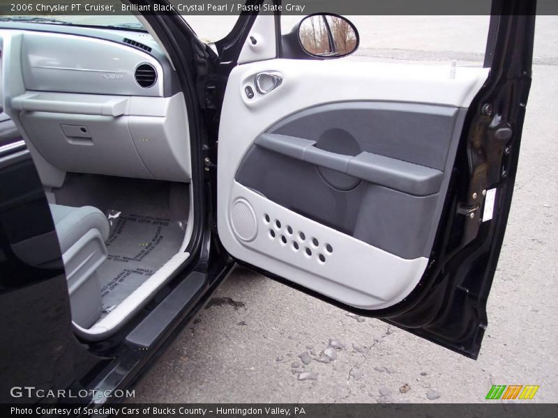 Door Panel of 2006 PT Cruiser 