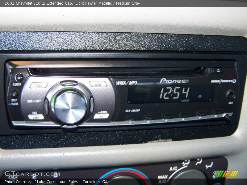 Light Pewter Metallic / Medium Gray 2002 Chevrolet S10 LS Extended Cab