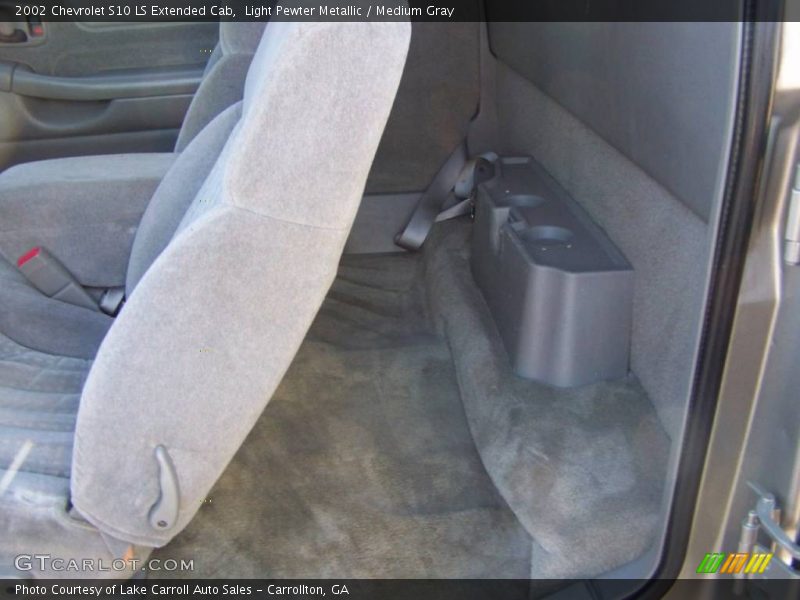 Light Pewter Metallic / Medium Gray 2002 Chevrolet S10 LS Extended Cab