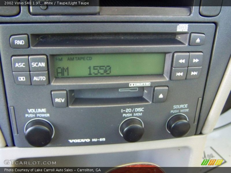 White / Taupe/Light Taupe 2002 Volvo S40 1.9T