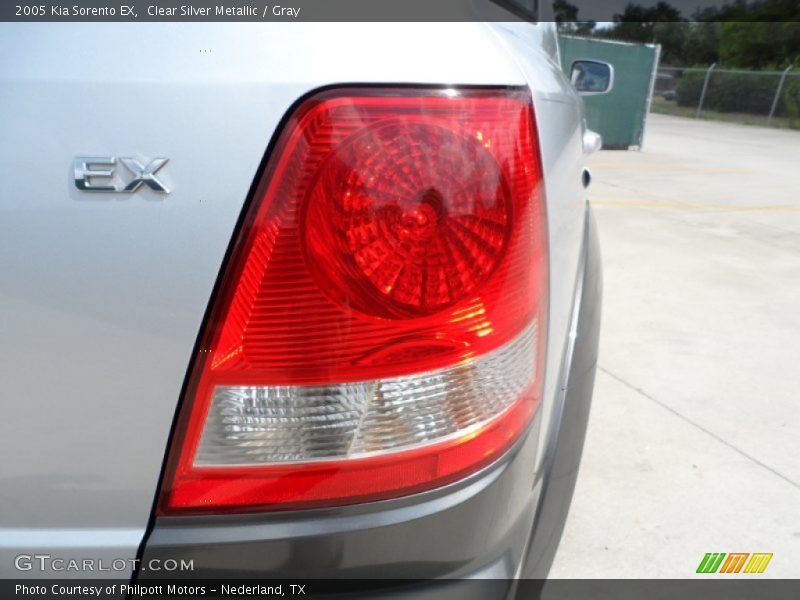 Clear Silver Metallic / Gray 2005 Kia Sorento EX