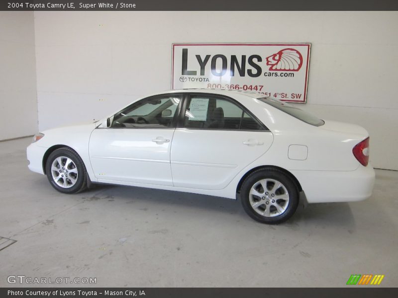Super White / Stone 2004 Toyota Camry LE