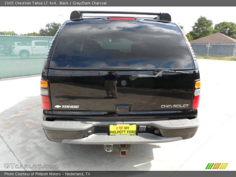 Black / Gray/Dark Charcoal 2005 Chevrolet Tahoe LT 4x4