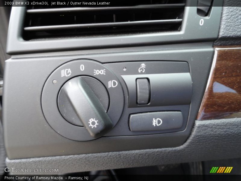 Jet Black / Oyster Nevada Leather 2009 BMW X3 xDrive30i