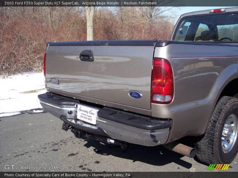 Arizona Beige Metallic / Medium Parchment 2003 Ford F350 Super Duty XLT SuperCab