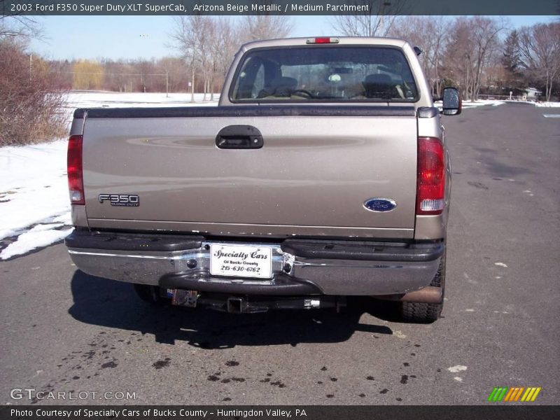 Arizona Beige Metallic / Medium Parchment 2003 Ford F350 Super Duty XLT SuperCab