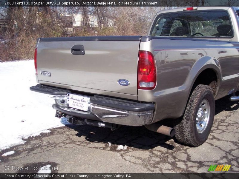 Arizona Beige Metallic / Medium Parchment 2003 Ford F350 Super Duty XLT SuperCab