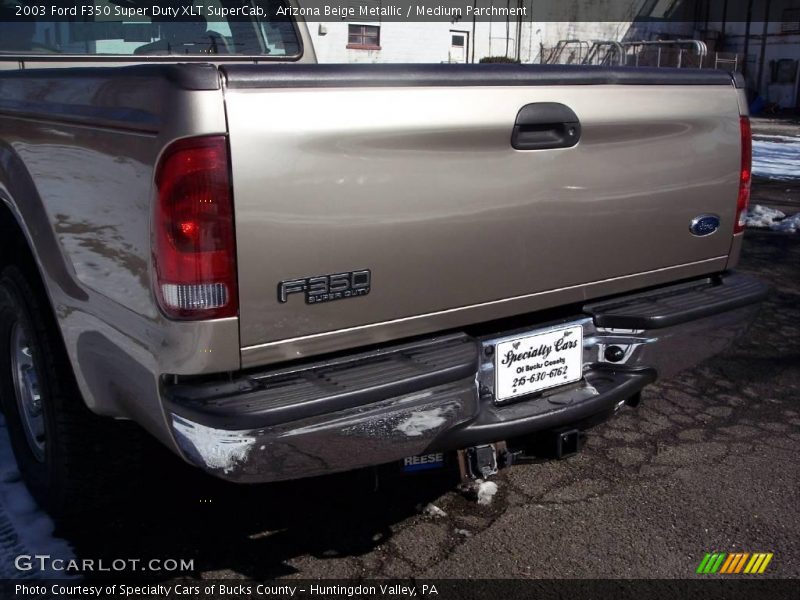 Arizona Beige Metallic / Medium Parchment 2003 Ford F350 Super Duty XLT SuperCab