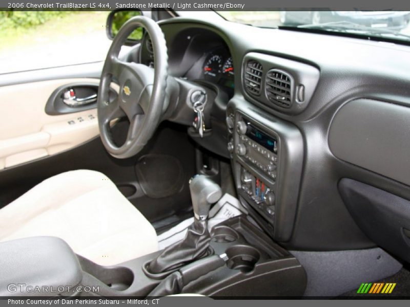 Sandstone Metallic / Light Cashmere/Ebony 2006 Chevrolet TrailBlazer LS 4x4