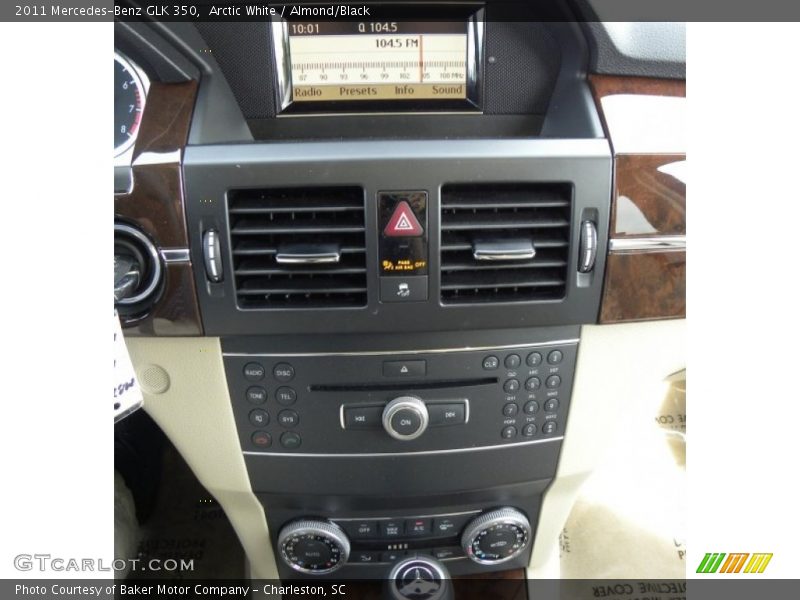 Arctic White / Almond/Black 2011 Mercedes-Benz GLK 350