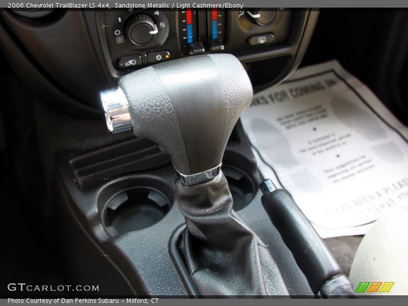 Sandstone Metallic / Light Cashmere/Ebony 2006 Chevrolet TrailBlazer LS 4x4