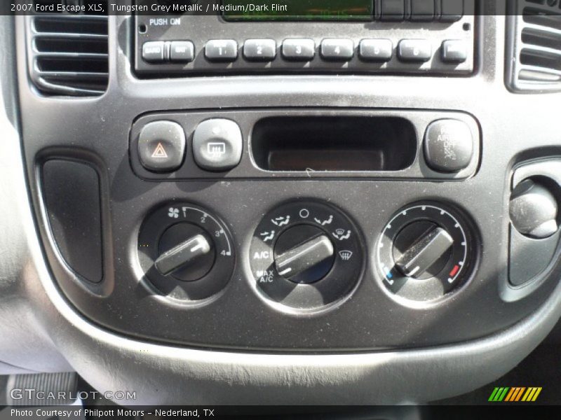 Tungsten Grey Metallic / Medium/Dark Flint 2007 Ford Escape XLS