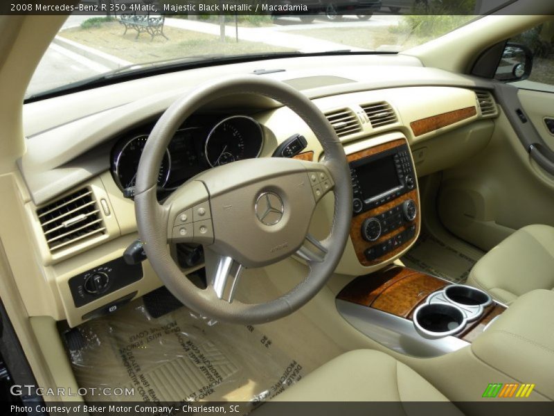 Majestic Black Metallic / Macadamia 2008 Mercedes-Benz R 350 4Matic