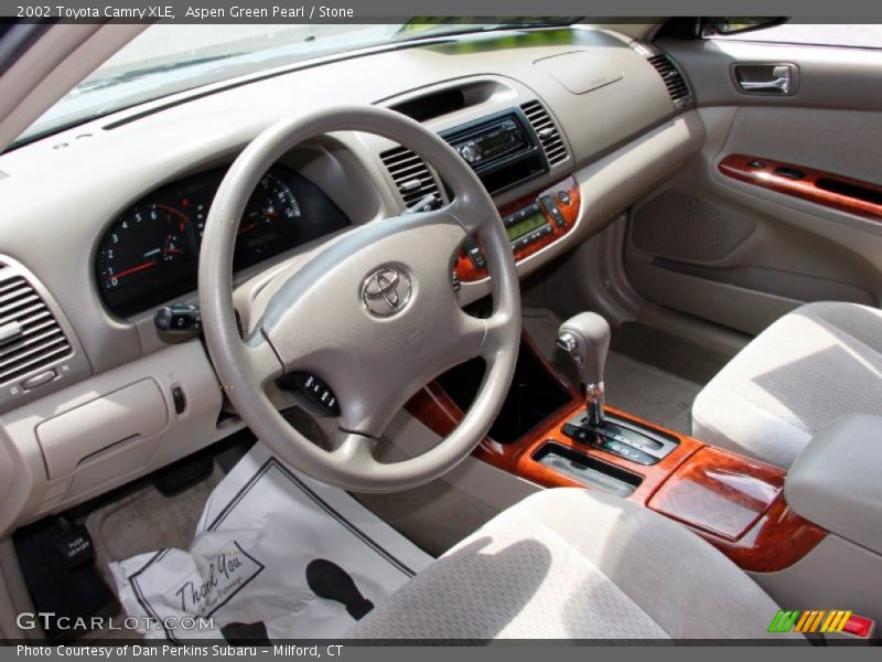 Aspen Green Pearl / Stone 2002 Toyota Camry XLE