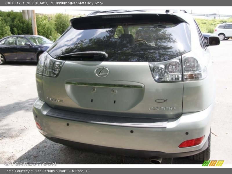 Millinnium Silver Metallic / Ivory 2004 Lexus RX 330 AWD