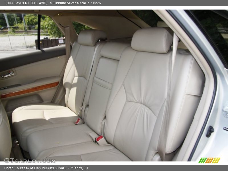 Millinnium Silver Metallic / Ivory 2004 Lexus RX 330 AWD