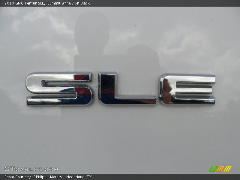 Summit White / Jet Black 2010 GMC Terrain SLE