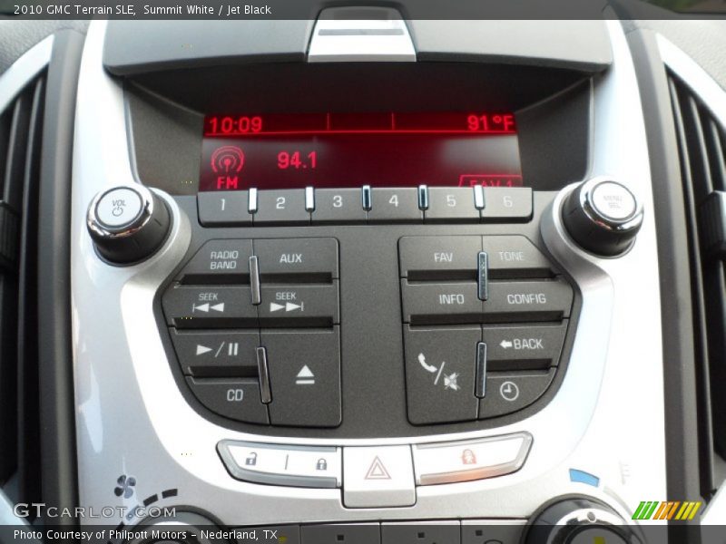 Summit White / Jet Black 2010 GMC Terrain SLE