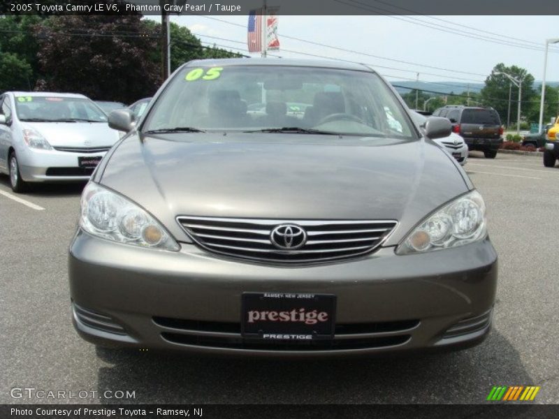 Phantom Gray Pearl / Taupe 2005 Toyota Camry LE V6