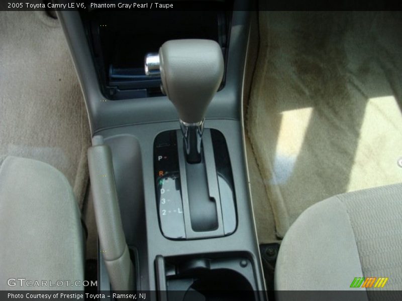 Phantom Gray Pearl / Taupe 2005 Toyota Camry LE V6
