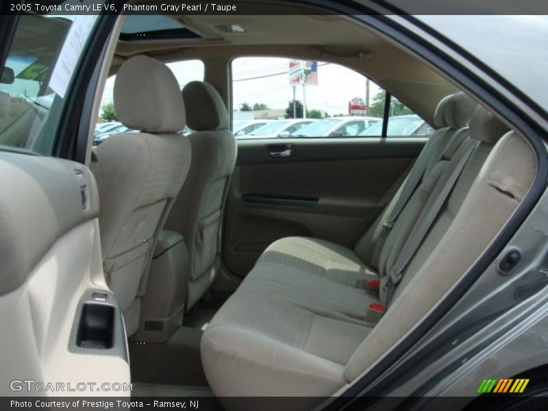 Phantom Gray Pearl / Taupe 2005 Toyota Camry LE V6