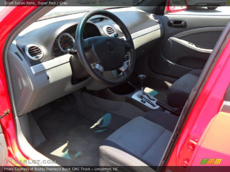 Super Red / Gray 2006 Suzuki Reno