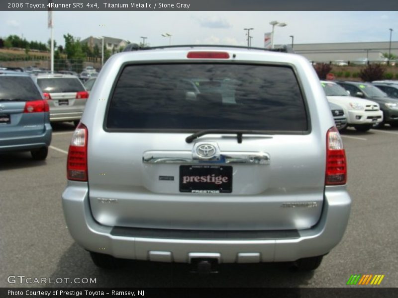 Titanium Metallic / Stone Gray 2006 Toyota 4Runner SR5 4x4