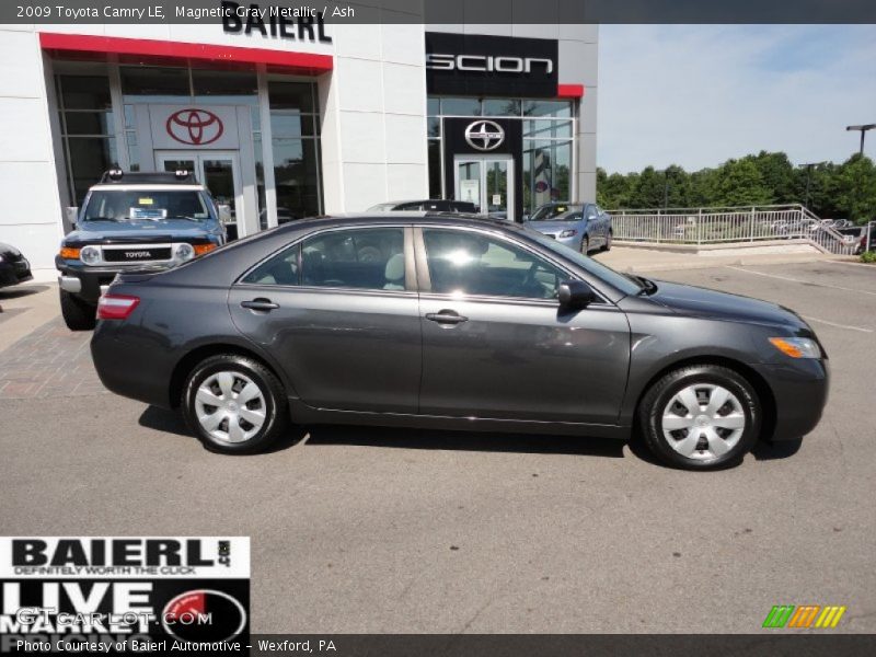 Magnetic Gray Metallic / Ash 2009 Toyota Camry LE