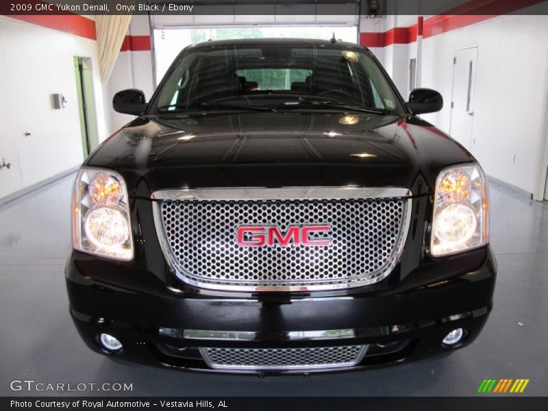 Onyx Black / Ebony 2009 GMC Yukon Denali