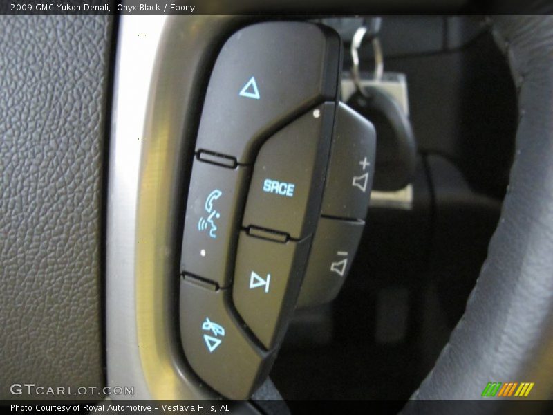 Controls of 2009 Yukon Denali