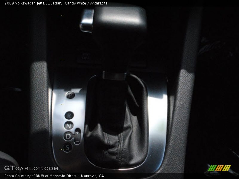 Candy White / Anthracite 2009 Volkswagen Jetta SE Sedan