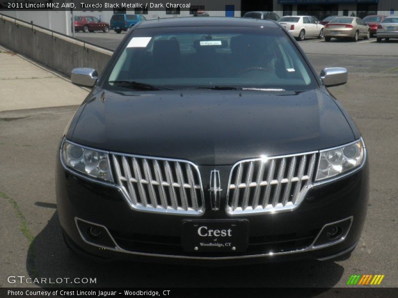 Tuxedo Black Metallic / Dark Charcoal 2011 Lincoln MKZ AWD