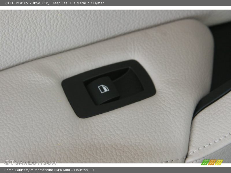 Deep Sea Blue Metallic / Oyster 2011 BMW X5 xDrive 35d