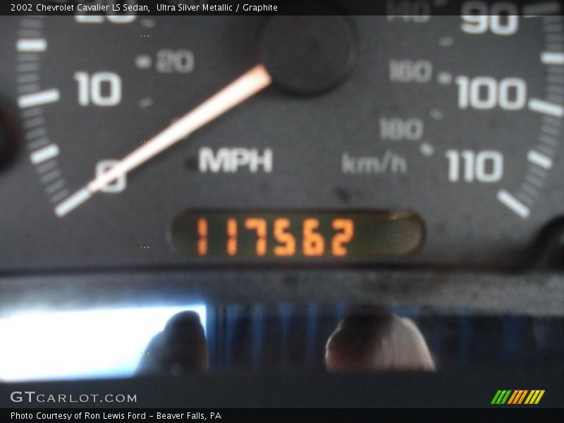 Ultra Silver Metallic / Graphite 2002 Chevrolet Cavalier LS Sedan