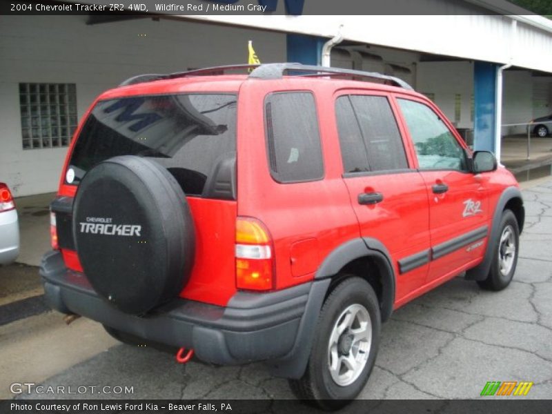 Wildfire Red / Medium Gray 2004 Chevrolet Tracker ZR2 4WD