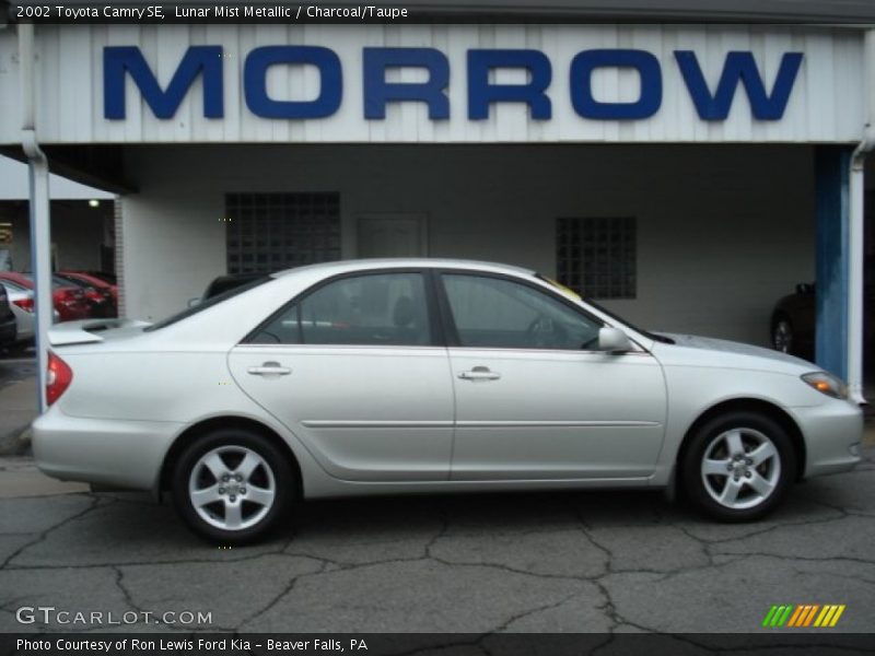 Lunar Mist Metallic / Charcoal/Taupe 2002 Toyota Camry SE