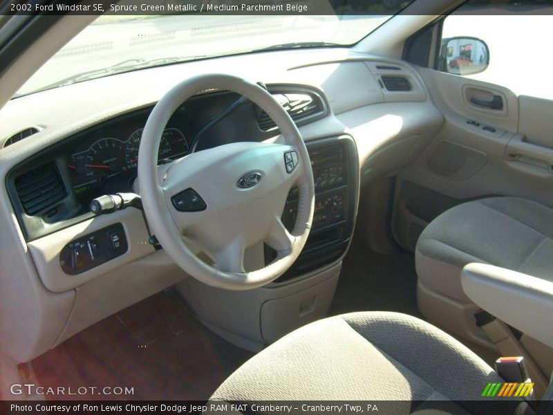 Spruce Green Metallic / Medium Parchment Beige 2002 Ford Windstar SE