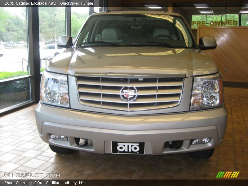 Quicksilver / Shale 2005 Cadillac Escalade AWD