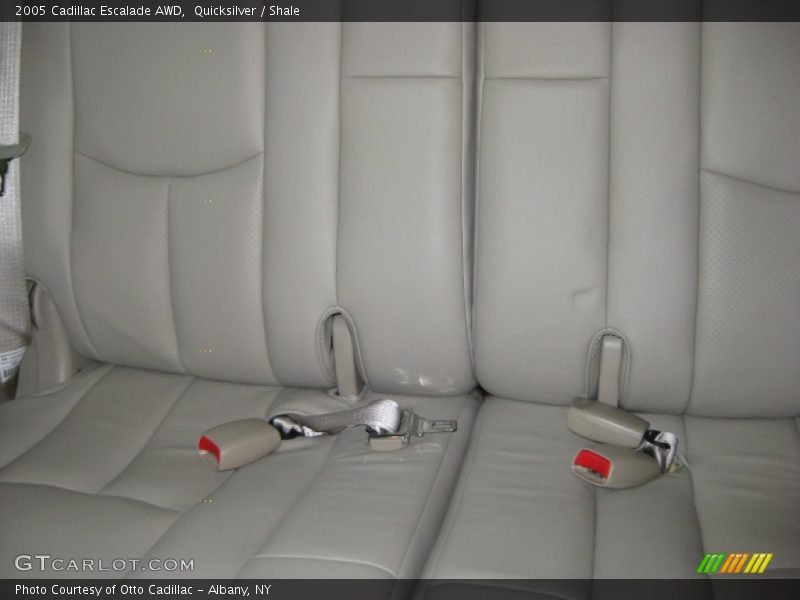 Quicksilver / Shale 2005 Cadillac Escalade AWD