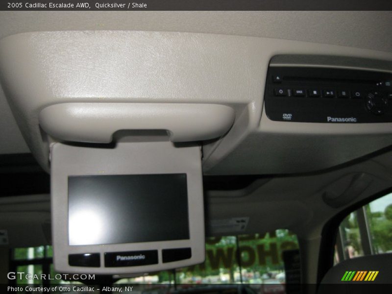 Quicksilver / Shale 2005 Cadillac Escalade AWD