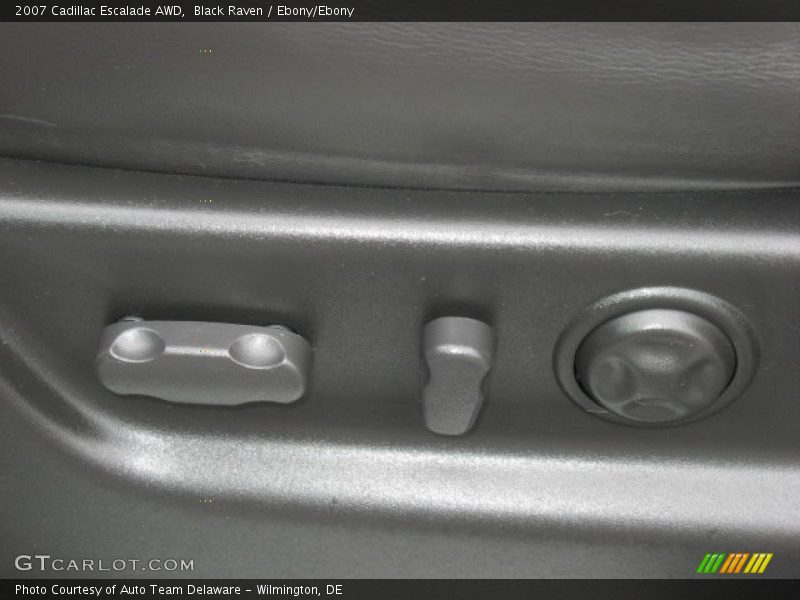 Black Raven / Ebony/Ebony 2007 Cadillac Escalade AWD