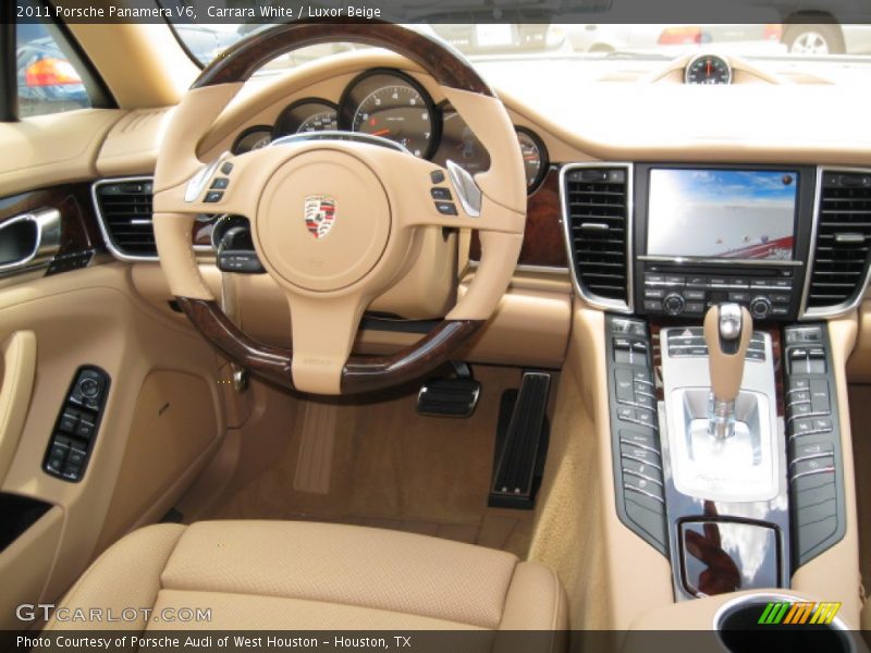 Dashboard of 2011 Panamera V6