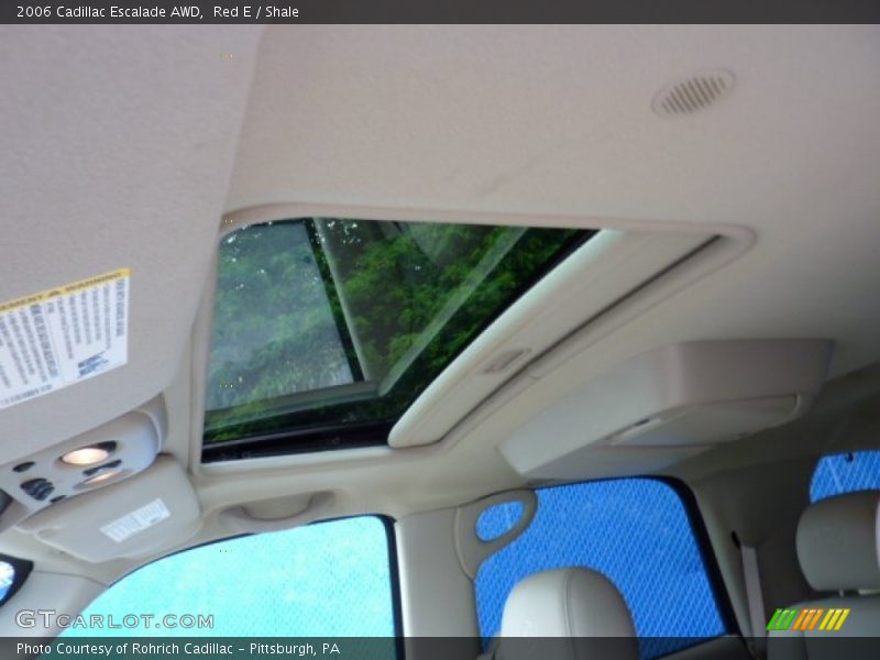 Red E / Shale 2006 Cadillac Escalade AWD