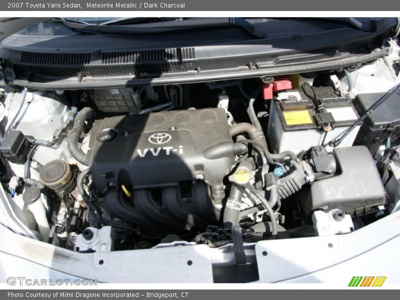 Meteorite Metallic / Dark Charcoal 2007 Toyota Yaris Sedan