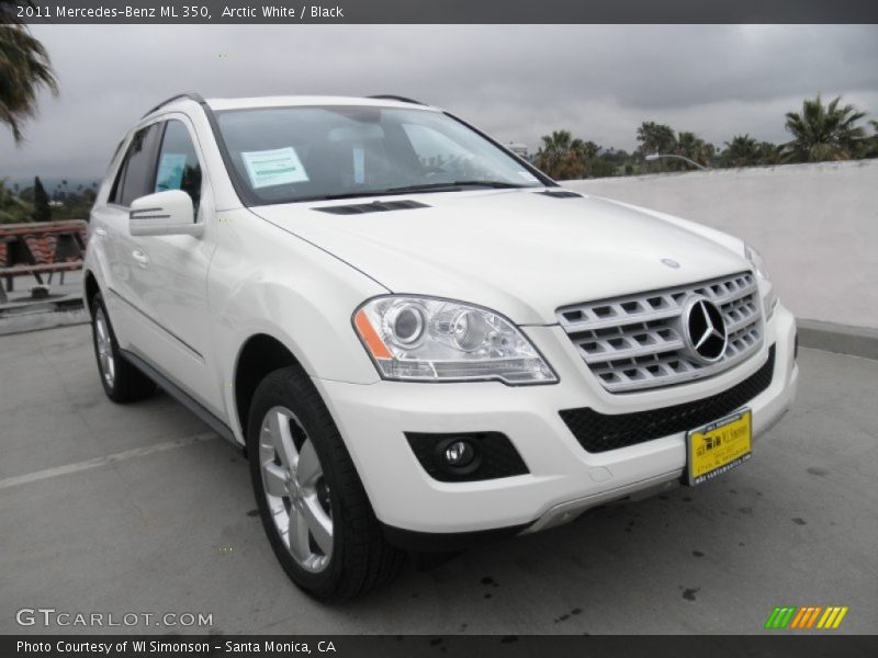 Arctic White / Black 2011 Mercedes-Benz ML 350