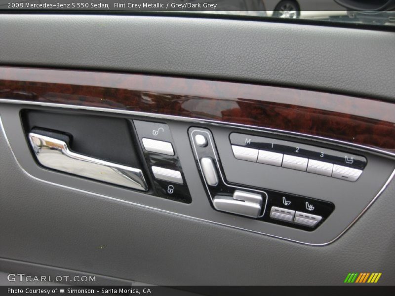 Flint Grey Metallic / Grey/Dark Grey 2008 Mercedes-Benz S 550 Sedan