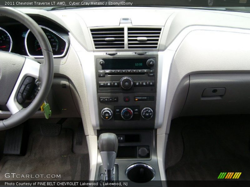 Cyber Gray Metallic / Ebony/Ebony 2011 Chevrolet Traverse LT AWD