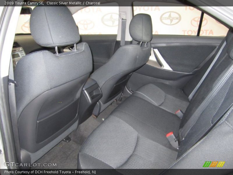 Classic Silver Metallic / Charcoal 2009 Toyota Camry SE