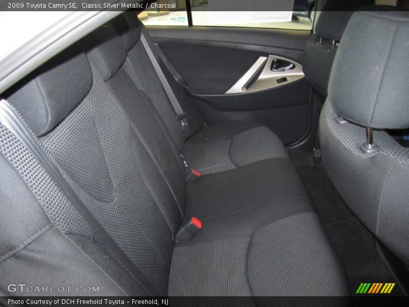 Classic Silver Metallic / Charcoal 2009 Toyota Camry SE