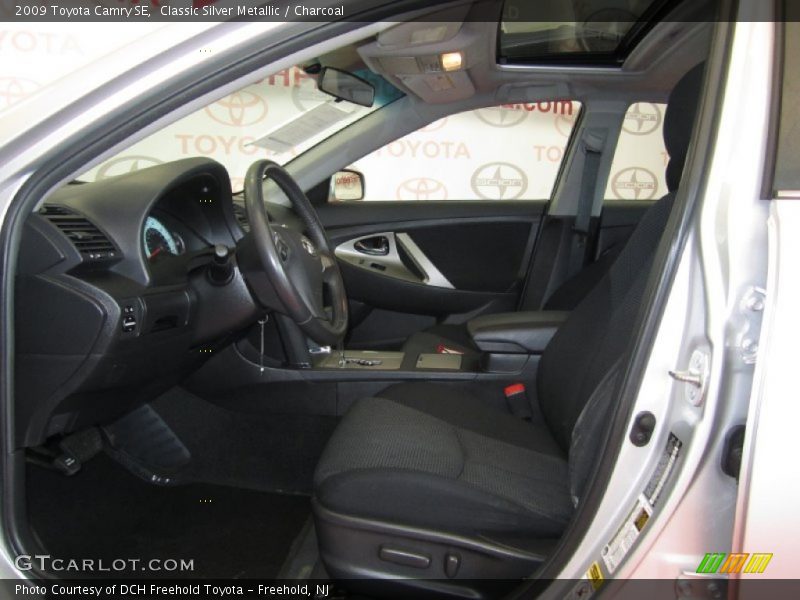 Classic Silver Metallic / Charcoal 2009 Toyota Camry SE